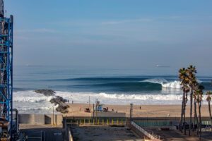 El segundo beach California with the line waves with blue sky and ocean in background